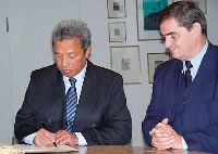 Ministerpr&auml;sident M&uuml;ller - Botschafter Andriamandroso